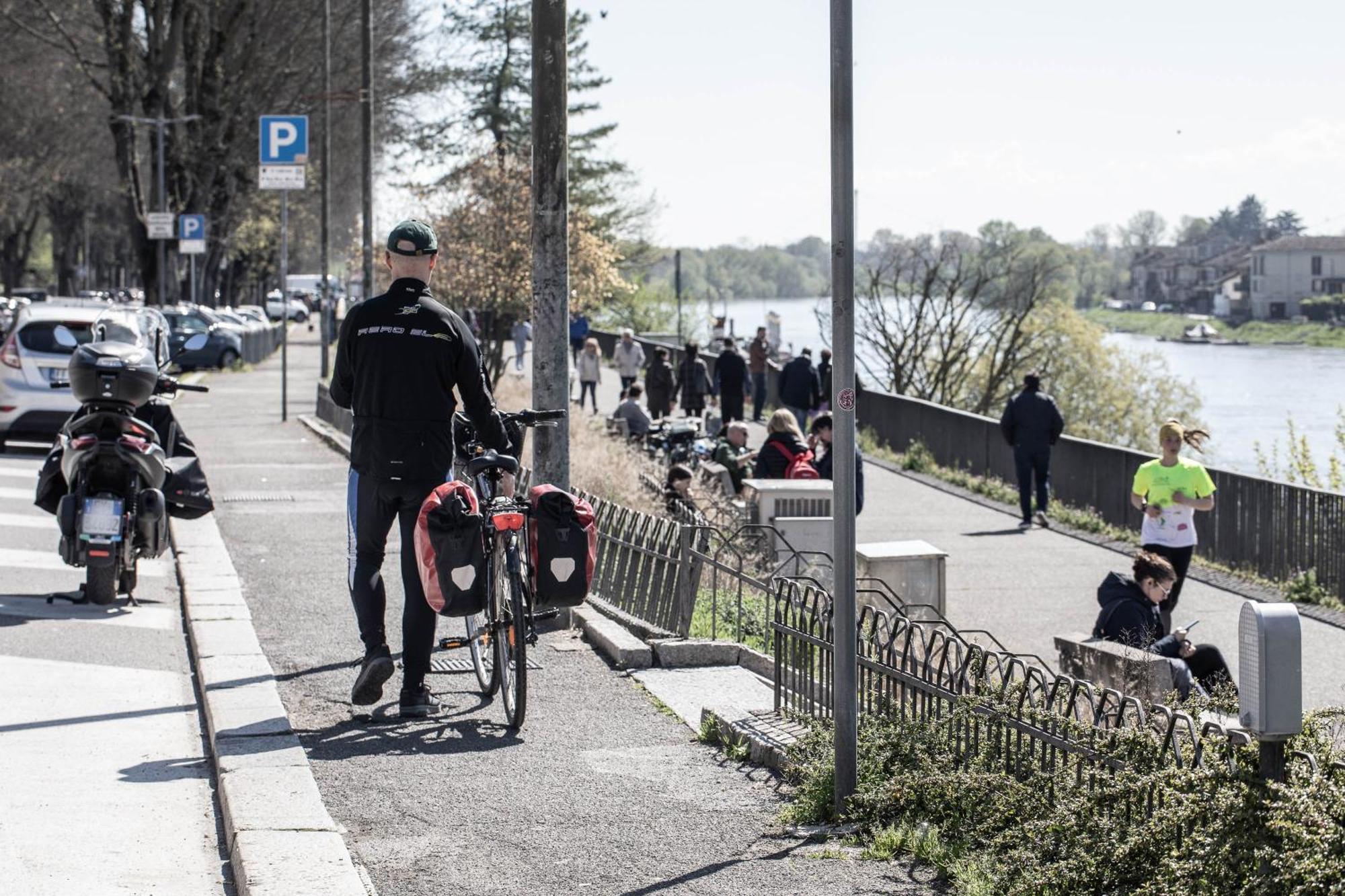 Angolo Al Ponte Micro Appartamento In Pieno Centro Pavia Exterior foto